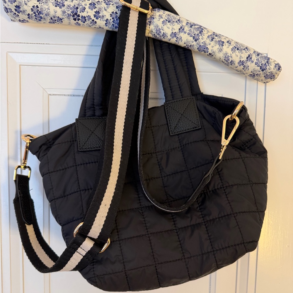 VGUC Shiraleah Black Quilted Shoulder Bag with Gold Hardware